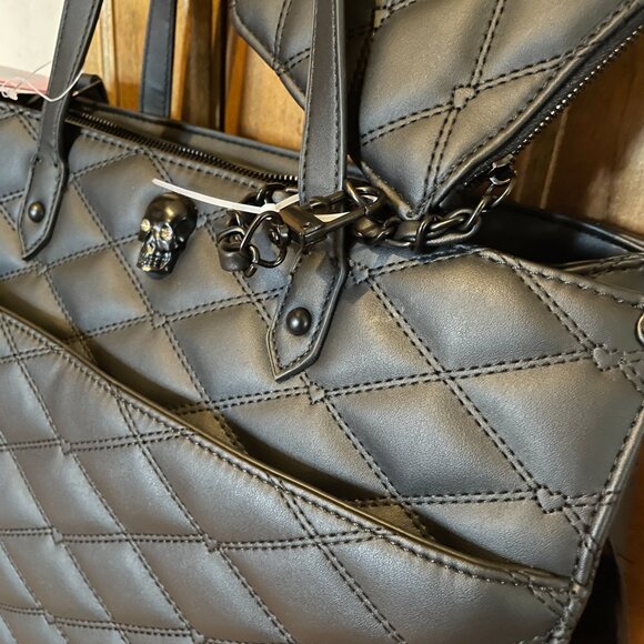FIRM. Rare BETSEY JOHNSON Skull Tote. Matte Black Shoulder Crossbody Bag - Picture 3 of 12